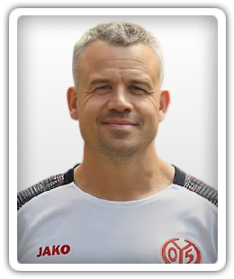 Steffen Tröster