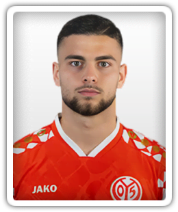 Dennis Azakir