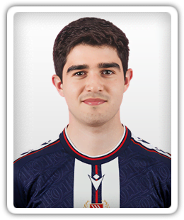 César Garza