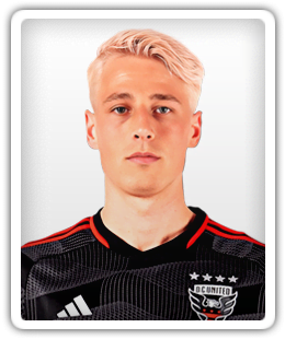 Lukas MacNaughton
