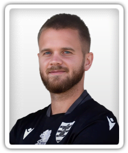 Máté Kesztyus