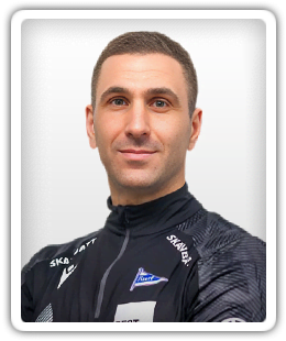 Azar Karadas