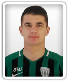 Piotr Grzelczak