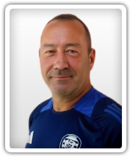 Róbert Ádámszki
