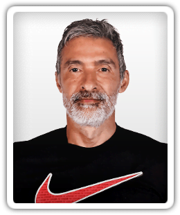 Suat Arýcan