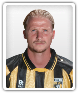 Alexander Büttner