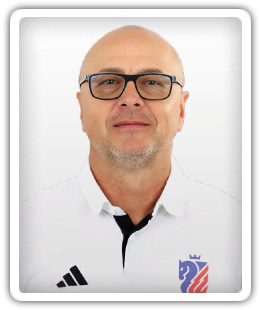 Leo Grozavu