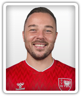 Yanni Regäsel