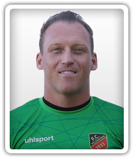 Julian Hauser